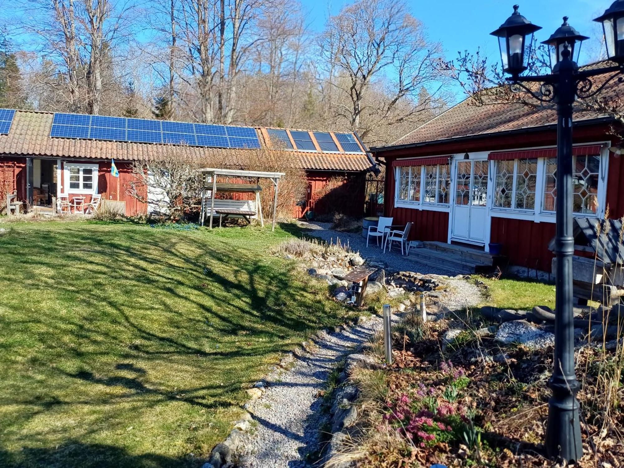 Tystberga Logi Bed & Breakfast Exterior photo